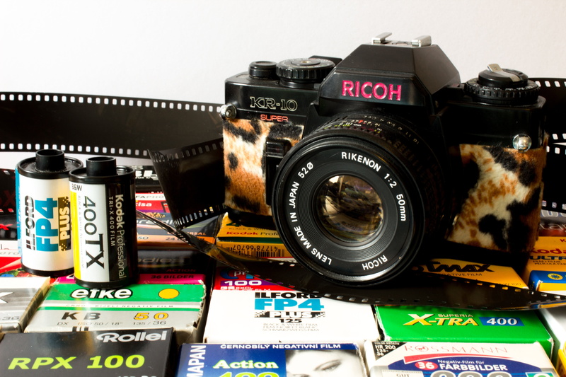 digital camera, camera, old camera, analog camera, film, western script, no people, animal themes, object, kleinbild film, photograph, photography, domestic