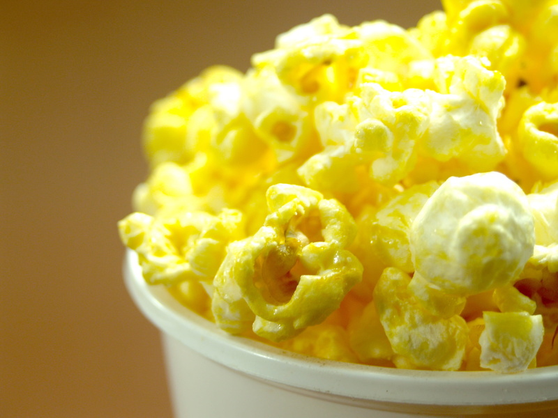 food and drink, close, prepared potato, fast, xl, up, colored background, color, delicious, pop, ready-to-eat, box, full, popcorn, carton, take away, classic