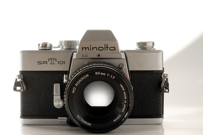photograph, camera, vintage, retro, camera - photographic equipment, still life, slr camera, analog, media, white background, lens, film, photography, retro styled