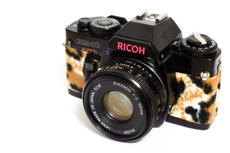 film, lens - eye, negative movie, analog, camera, cute, kleinbild film, fashion, white background, still life, photo camera, movie, 5K, retro, slr camera