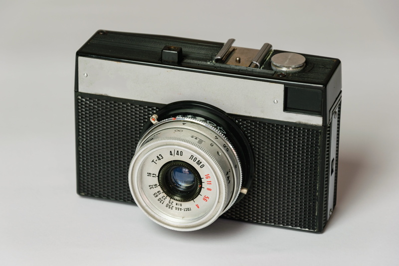 camera - photographic equipment, no people, the past, retro styled, silver colored, black, technology, 5K, still life, white background, photo camera