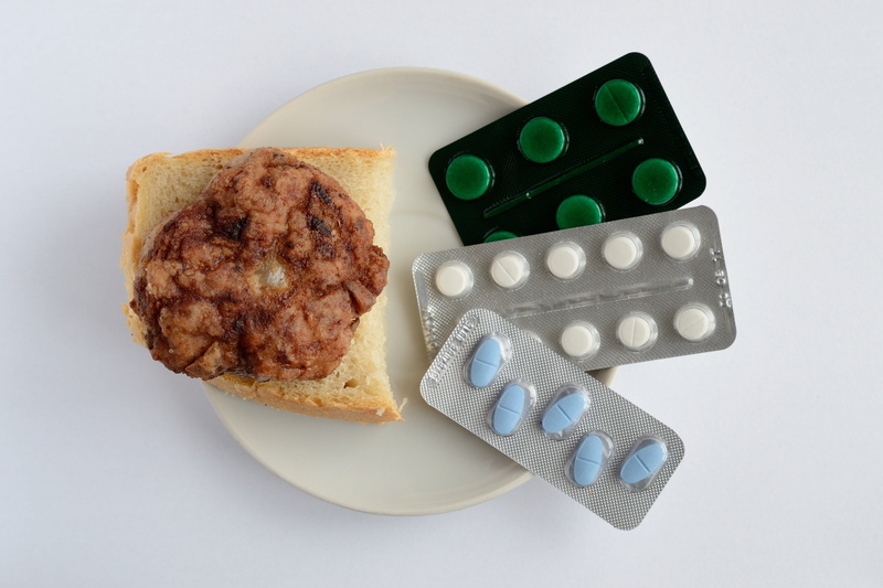 meatballs, cut out, blister pack, harmful food, disease, food and drink, food, choice, indoors, still life, treatment, obesity, pill, plate, medicine, variation