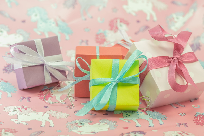 gift, container, ribbon - sewing item, Loop, tied bow, christmas, gift box, indoors, advent, surprise, mothers day, gifts, still life, colorful, joy, give