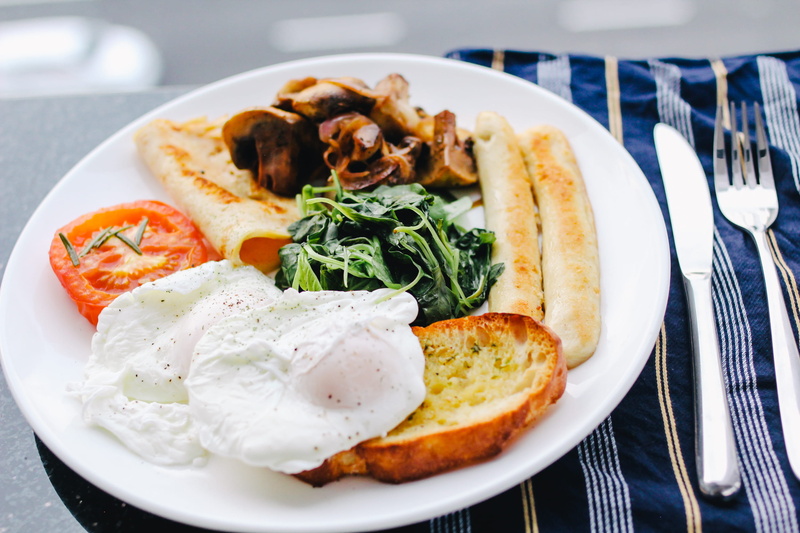 table, fruit, egg, food and drink, stainless, steel, brunch, crockery, toast, toasted, 2K, sliced, butter, spinach, ready-to-eat, fried, eating utensil
