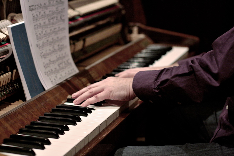 pianist, person, hobbies, piano player, hand, classical Music, human Hand, klavierspiel, piece of music, antique, sound, playing, musician, hand attitude