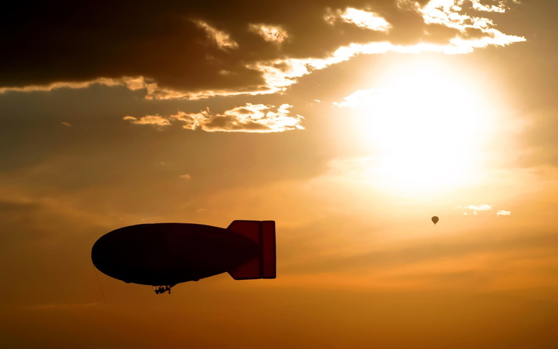 lens flare, sun, beauty in nature, street, lighting equipment, Zeppelin, low angle view, sunbeam, no people, silhouette, 1080P, outdoors, red, nature