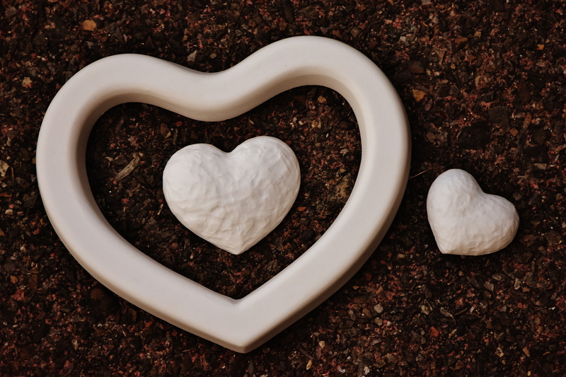 close-up, valentines day - holiday, food and drink, romance, no people, creativity, white, food, unpainted, still life, sweet food, studio shot, positive emotion