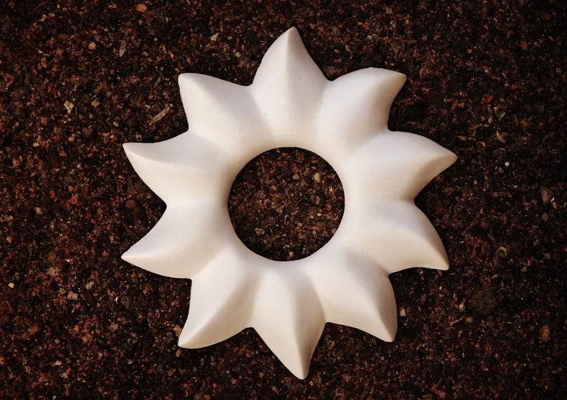 baked, high angle view, food, temptation, still life, star shape, brown, design, blank, sweet food, close-up, white color, no people, 5K, snack, indoors