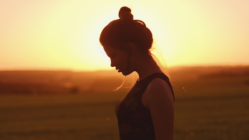 bokeh, silhouette, lens flare, standing, outdoors, 1080P, hairbun, profile, portrait, nature, back lit, real people, women outdoors, Vladislav Tkachenko