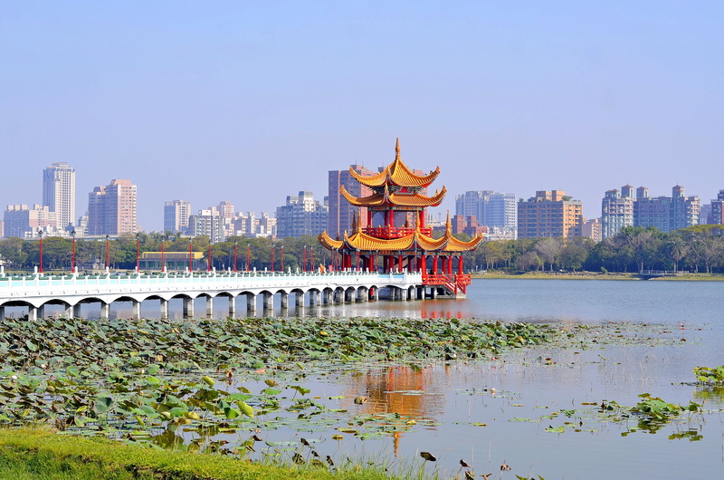 built structure, 4K, building, building exterior, pagoda, landmark, china, religion, day, chinese, pond, outdoors, attraction, sky, tourism, temple, famous