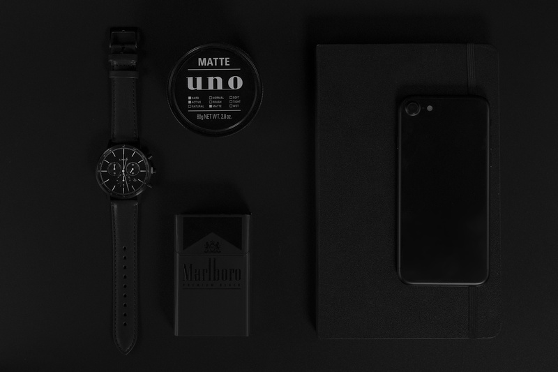 black color, smoke, sign, thermometer, single object, close-up, retro styled, black, western script, taiwan, equipment, communication, iphone, studio shot