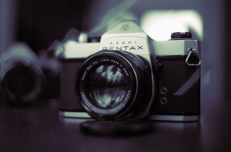modern, japan, photographing, technology, activity, digital camera, old, vintage, lifestyle, lens cap, slr camera, video camera, 35mm, equipment, photographic equipment