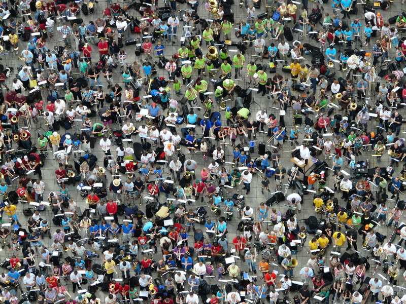 real people, people, trombone player, crowd, no people, trombone day, Human, crowded, city, Quantitative, outdoors, architecture, high angle view, day
