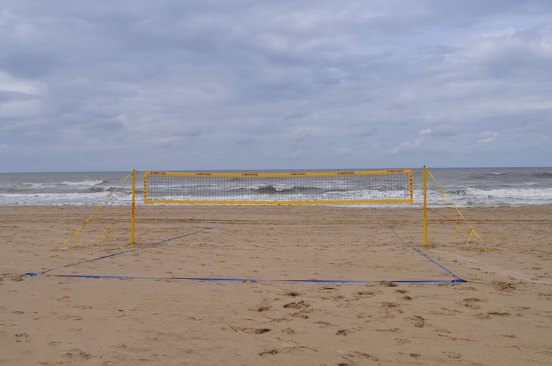 horizon over water, no people, land, horizon, tranquility, volleyball, non-urban scene, beach, beach volleyball, day, sportive, 4K, sky, tranquil scene