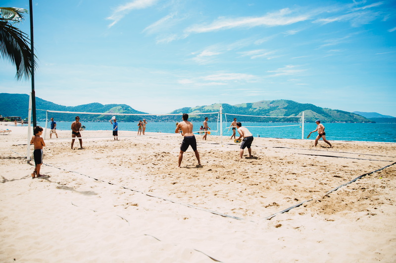 playing, trip, nature, women, 5K, sand, ball, group of people, water, medium group of people, group, adult, volley, people, sky, sea, volleyball, sport