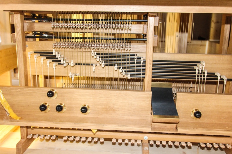 church, in a row, architecture, music, string instrument, 1080P, art and craft, organ, no people, close-up, indoors, pattern, large group of objects, domestic room