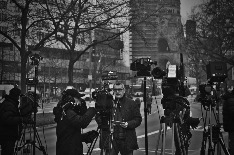 people, advent, photographer, live, filming, standing, crowd, christmas market, dead, cameras, men, capital, arts culture and entertainment, germany, activity