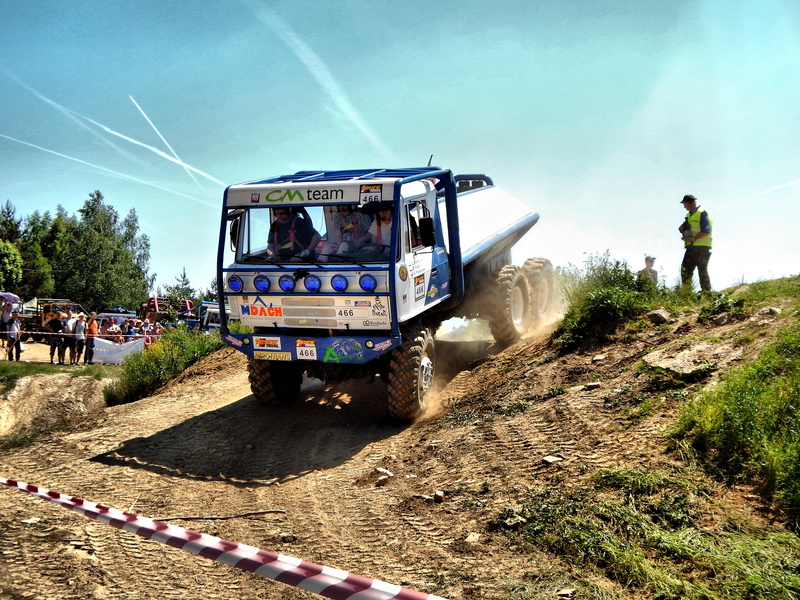 land, men, road, pískovna, the attempt, group of people, mode of transportation, dirt, people, lorry, tankodrom –, outdoors, day, occupation, 4K, lifestyles