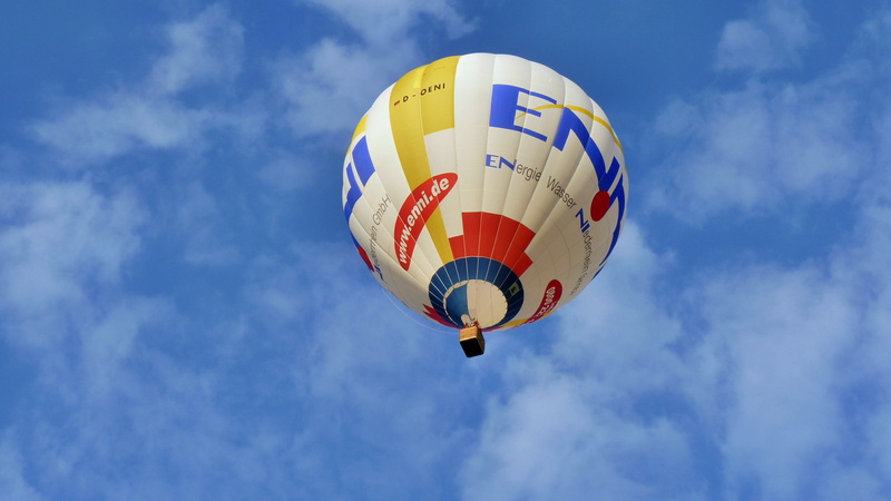 air Vehicle, captive balloon, leisure activity, multi colored, no people, recreational Pursuit, clouds, summer, sport, sky, 4K, ballooning festival, colorful