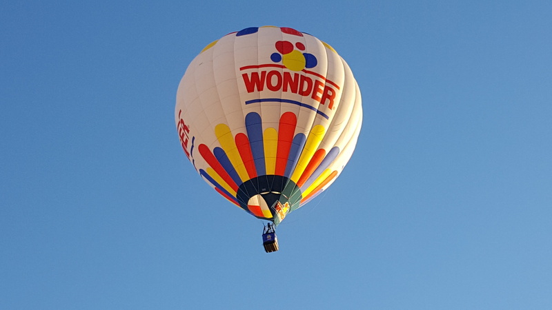 blue, nature, fun, flying, Wanderers, sunny, adventure, balloon, no people, day, Sky, air Vehicle, heat - Temperature, air, clear sky, travel, transportation