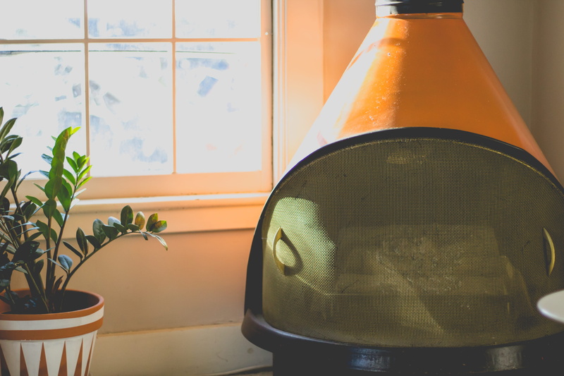 vintage, wood - material, electric lamp, united states, transparent, nature, sun, seat, domestic room, background, plant, container, warmth, still life