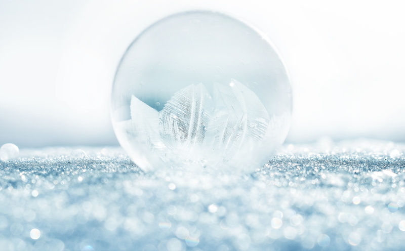 softness, studio shot, nature, Crystals, Bubble, no people, christmas, ice, cold temperature, Aero, fragility, soapbubble, celebration, Frost, Winter, sphere