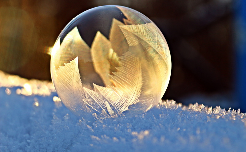 day, Macro, Ball, Frozen, Winter, geometric shape, Bubble, studio shot, Frost, shape, Snow, fragility, shiny, no people, vulnerability, selective focus