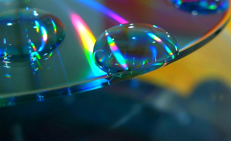 transparent, close-up, cd, colorful, 1080P, storage, glass - material, sphere, run off, vulnerability, medium, fragility, disc, multi colored, abstract