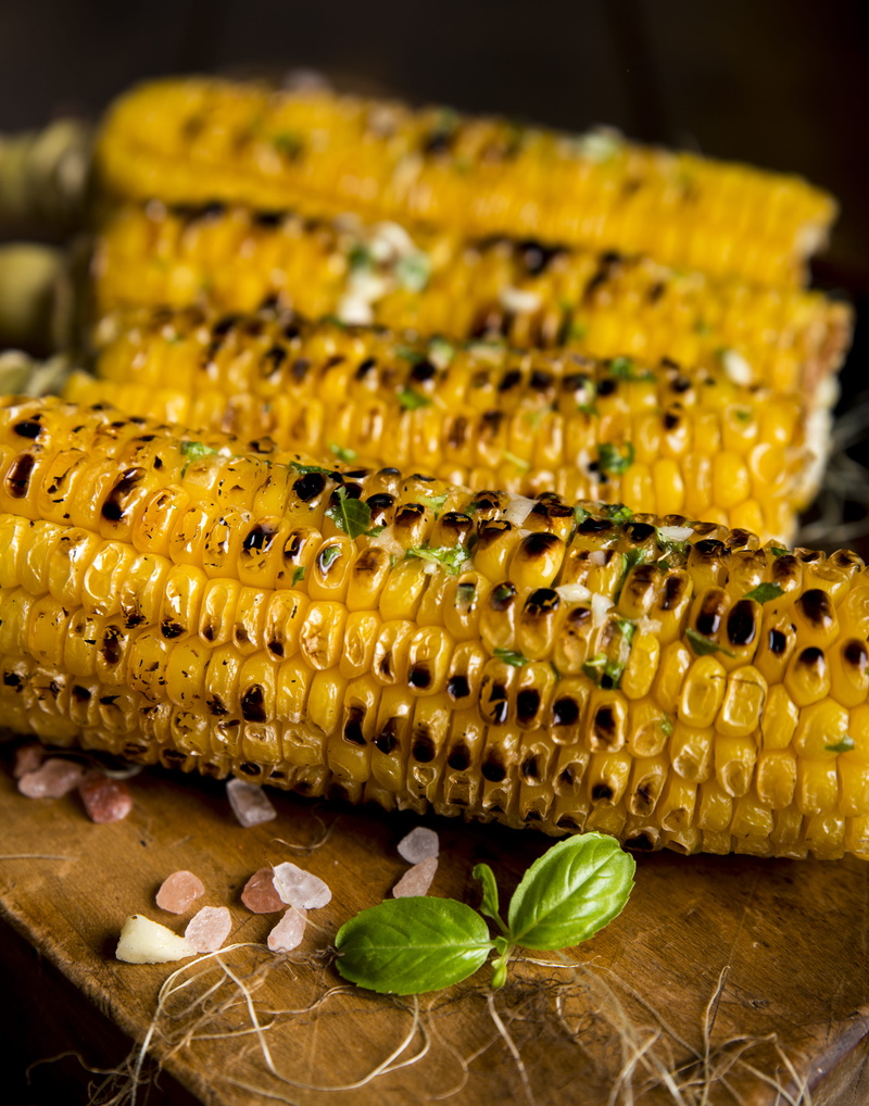 focus on foreground, barbecue, cob, wellbeing, brown, freshness, photography, grill, yellow, plant part, indoors, sweet food, food and drink, herb, focus