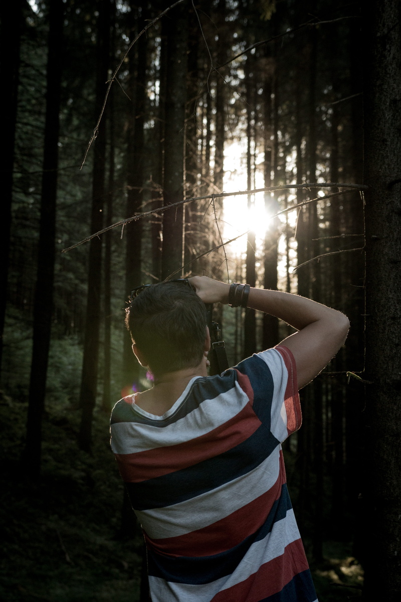 real people, photo, teenage boys, light, plant, landscape, leisure activity, tree, golden hour, man, adult, adolescence, woods, standing, photographer