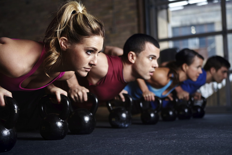 Russian dumbbell, pushups, group, crossfit, 2K, class