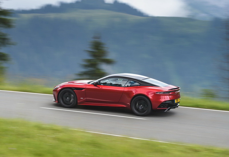 (2019), plant, outdoors, mode of transportation, on the move, aston, tree, day, no people, road, car, 720P, sports car, superleggera, martin, land vehicle
