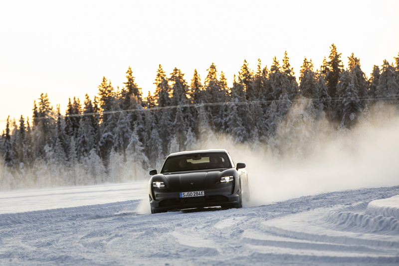 Vehicle, Sport Car, Snow, Porsche Taycan 4S, Black Car, Car, Porsche, 4K, Winter