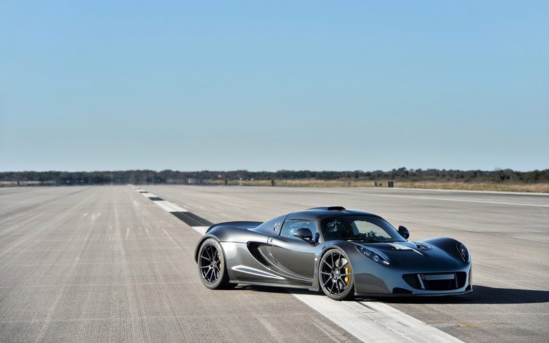 colored, silver, copy space, day, land vehicle, Hennessey Venom GT, blue, car, sports car, sky, travel, convertible, sunlight, wealth, nature, clear sky