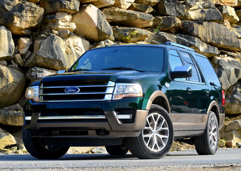 ford, rock - object, retro styled, velociraptor, rock, day, land vehicle, motor vehicle, architecture, wheel, ruined, old, no people, transportation, sunlight