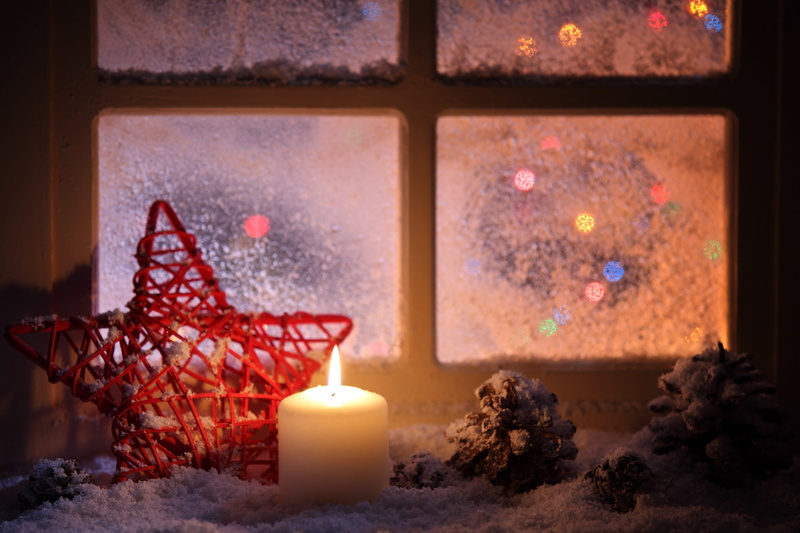 year, wood - Material, the evening, window, cultures, pillar, gift, snow, tranquility, fire, season, decoration, 5K, tree, light - Natural Phenomenon