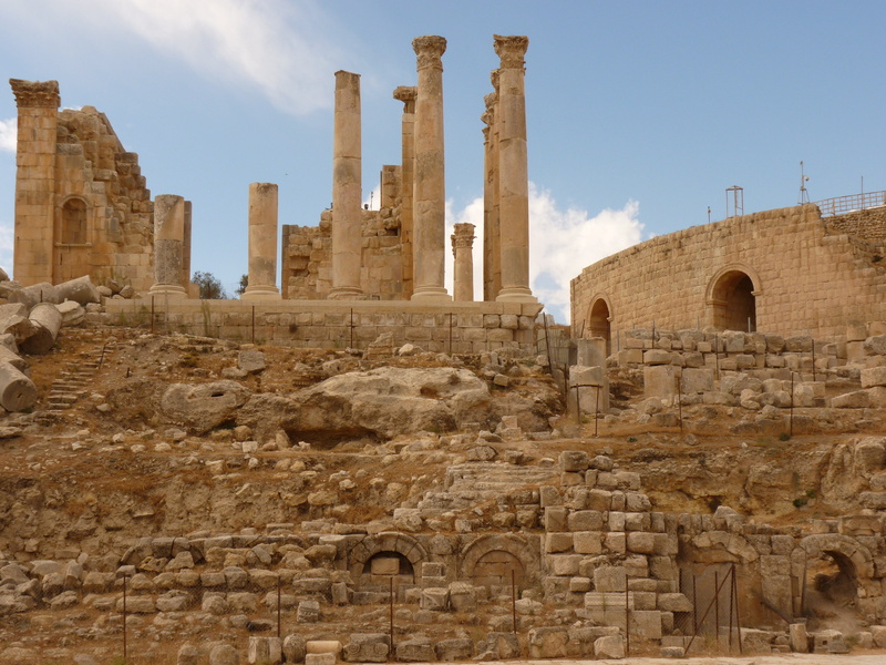 pillar, tourism, old, masonry, built structure, damaged, nature, architecture, ruin, 4K, the past, jordan, building exterior, day, outdoors, sky, travel destinations