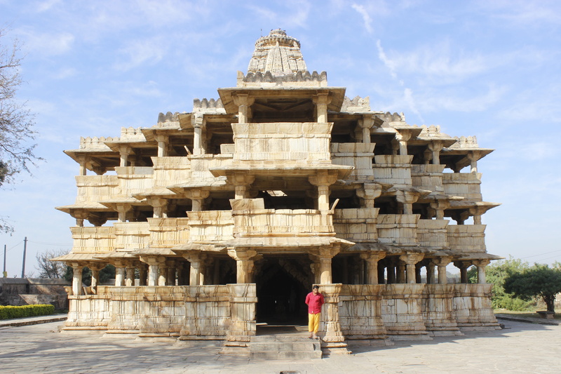 religion, landmark, tourism, built structure, famous, place of worship, travel, old, lifestyles, palace, historic, sky, stone, monument, architectural column