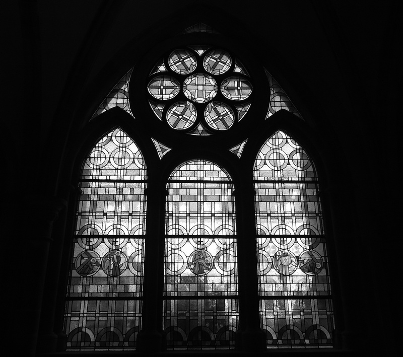 spirituality, arch, 2K, black and white, trier, stained glass, ceiling, building, ornate, low angle view, the past, dom, belief, dark, day, built structure