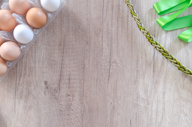 hide, snowflake, spring, birthday, table, board, close-up, wood - material, basket, branch, egg, easter eggs, wood, colorful, fresh, message, handle, colored eggs