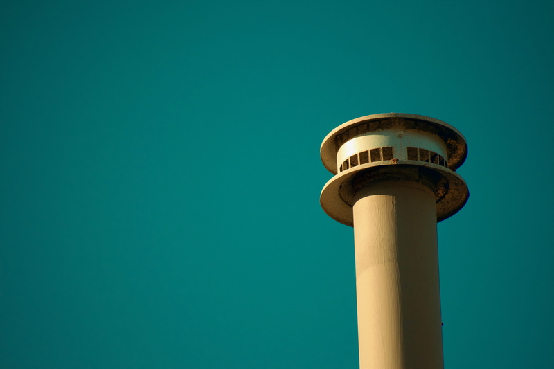 vegetation, 5K, technology, pillar, tall - high, lamp, steeple, architecture, global communications, colored background, air, no people, government, cylinder