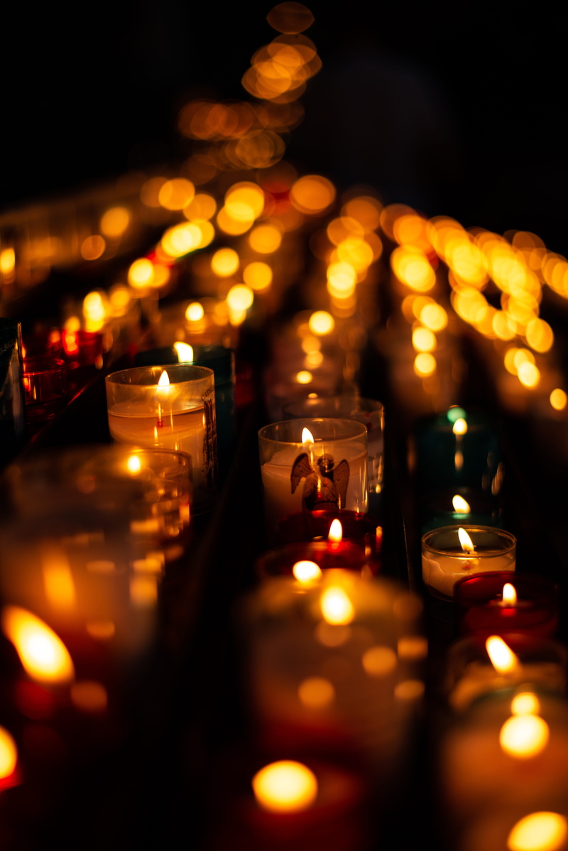 dark, vigil, church, 5K, contrast, place of worship, bokeh, belief, diwali, lighting equipment, lighted, spirituality, no people, flame, selective focus