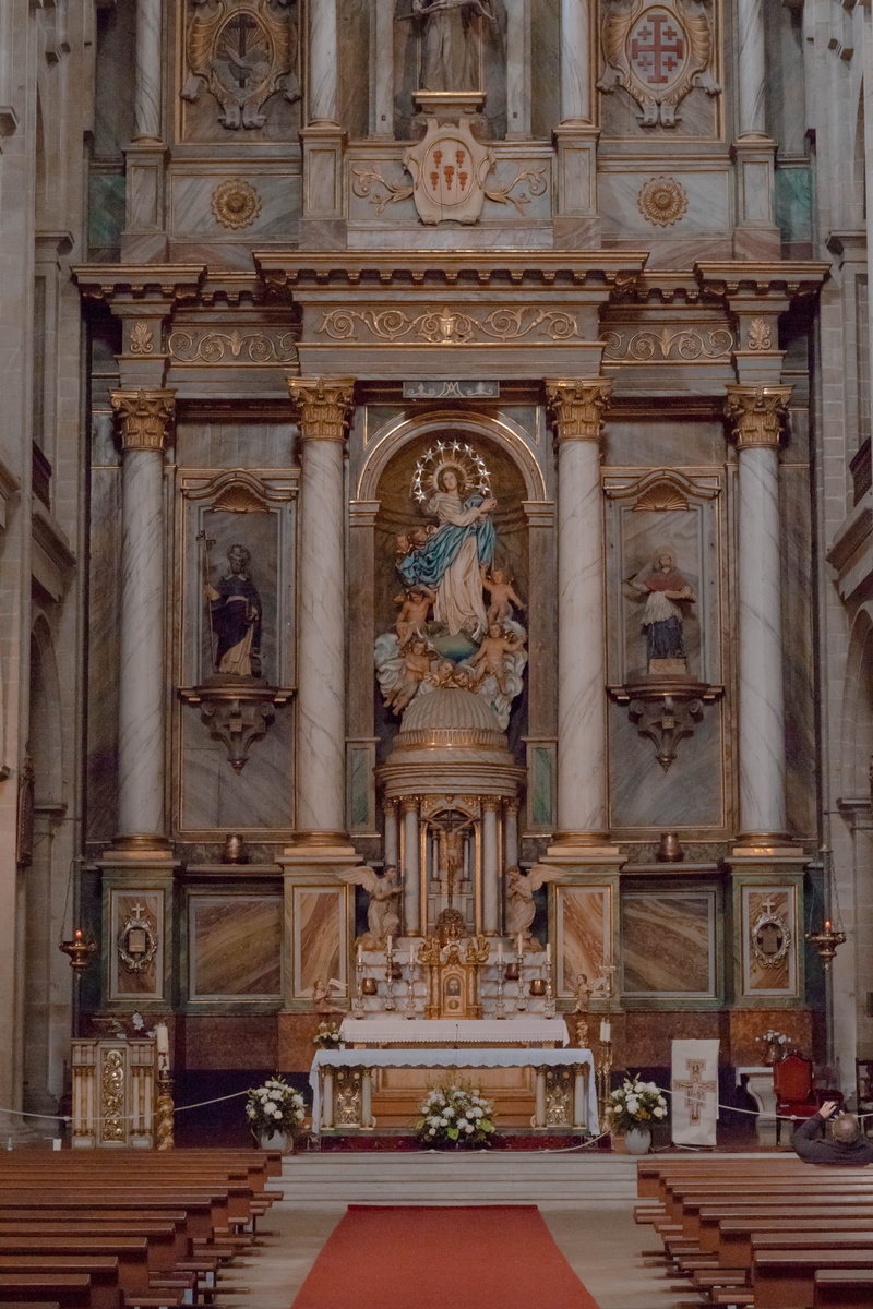 relic, craft, catholic, ceiling, 5K, built structure, building, architecture, belief, place of worship, creativity, building exterior, art and craft, santiago de compostela