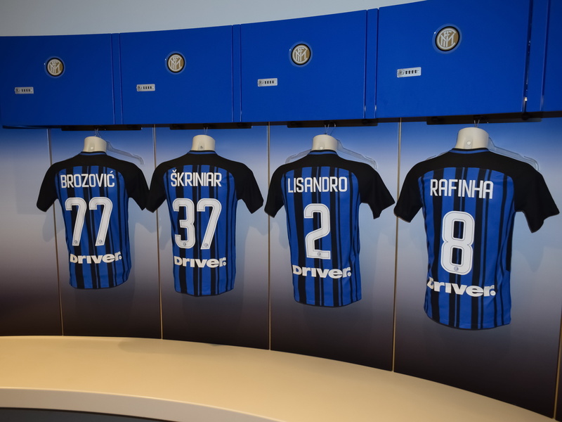 ball, competition, soccer, blue, sports clothing, team sport, inter milan, western script, 5K, number, no people, text, uniforms, football kit, sports equipment