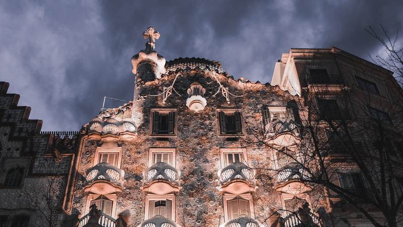 built structure, sky, tourist attraction, the past, tourism, architecture, stormy, travel destinations, barcelona, travel, no people, facade, casa batllo