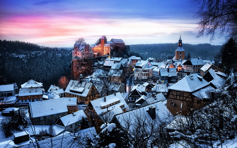 Sunset, Snow, Germany, Trees, 1080P, Castle, Forest, Saxony, honshtayn, Winter, Houses