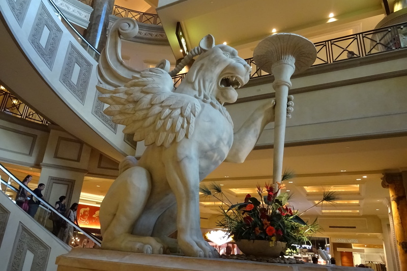 nature, representation, flower, gambling, usa, statue, city, entertainment, america, indoors, low angle view, plant, built structure, mammal, architecture