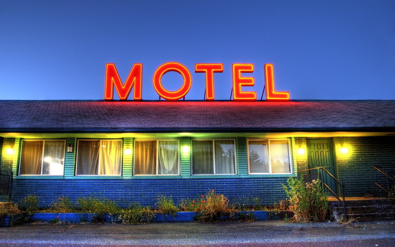1080P, Motel, Man Made