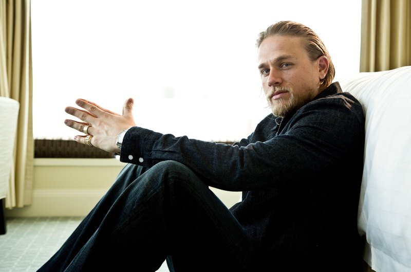 relaxation, looking, adult, men, beard, indoors, side view, facial hair, contemplation, charlie hunnam 4k backgrounds hd, jeans, males, one person, mature men
