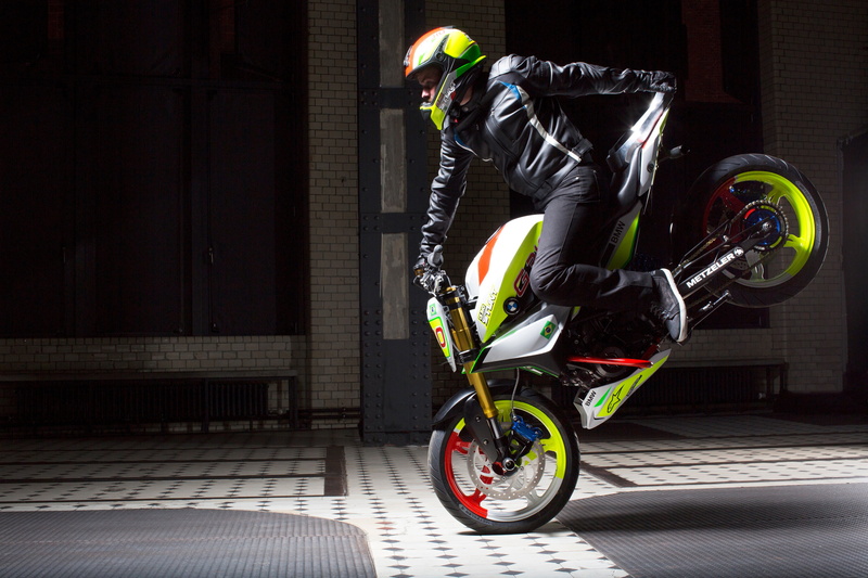 4k, stoppie, motorcycle, bikes, motion, full length, speed, one person, sport, helmet, mode of transportation, land vehicle, 4K, 5k, transportation, street